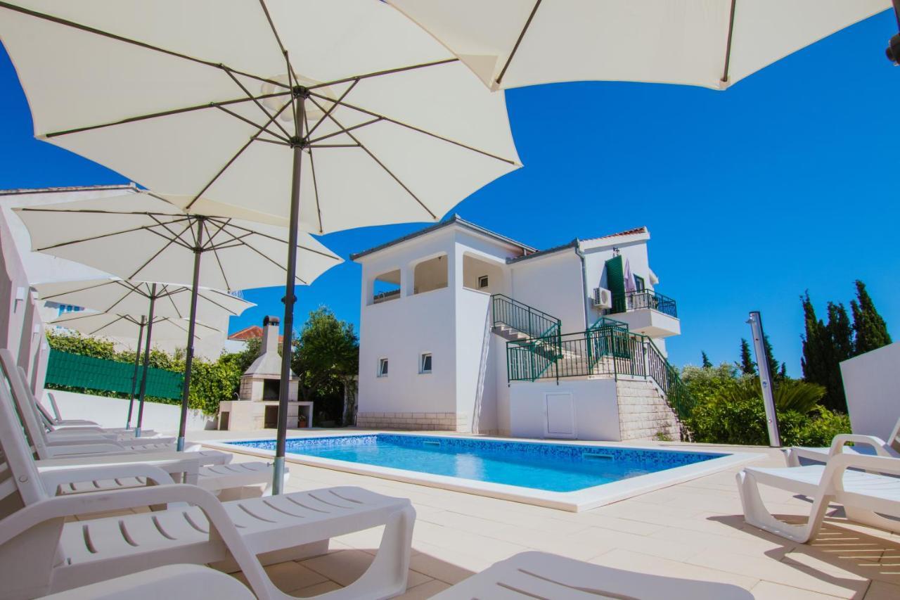 Apartment M6 Seget Vranjica Exterior foto