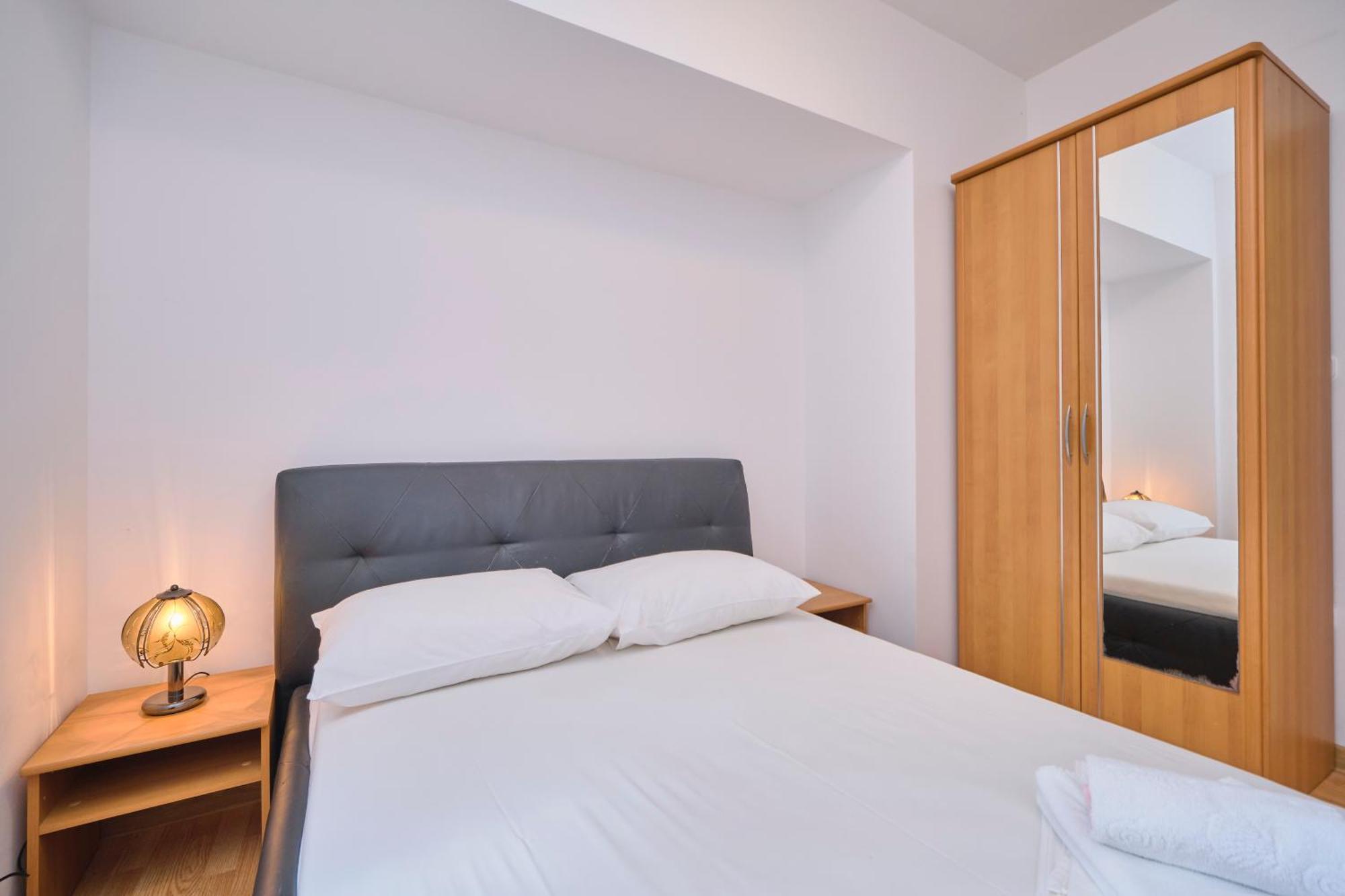 Apartment M6 Seget Vranjica Exterior foto